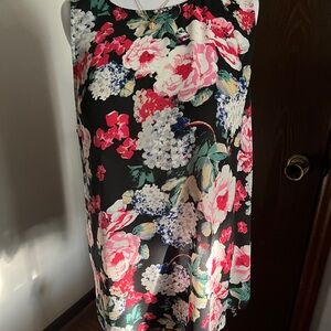 Beautiful Floral Sleeveless Blouse Top